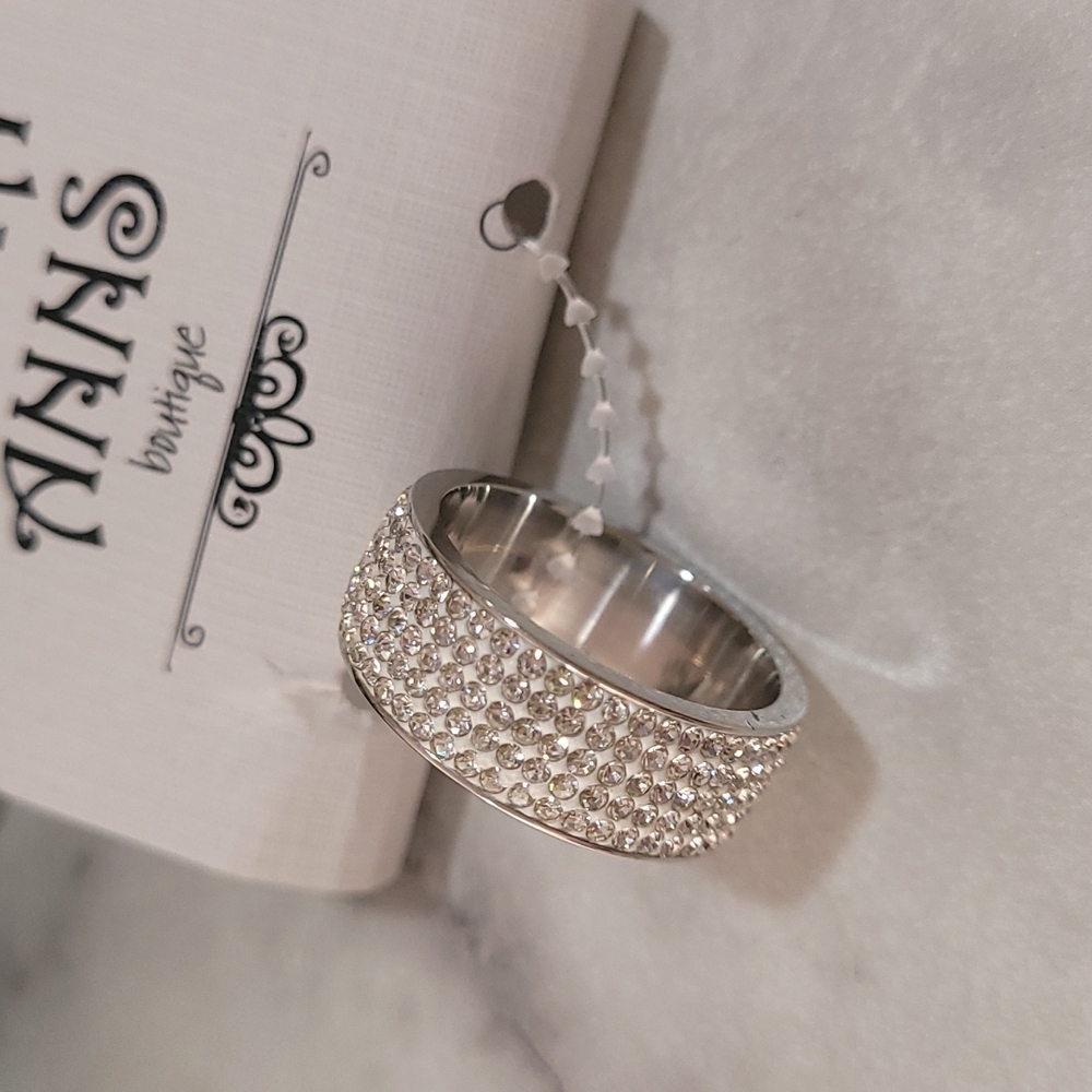 NEW Silver Blinged out crystal band ring